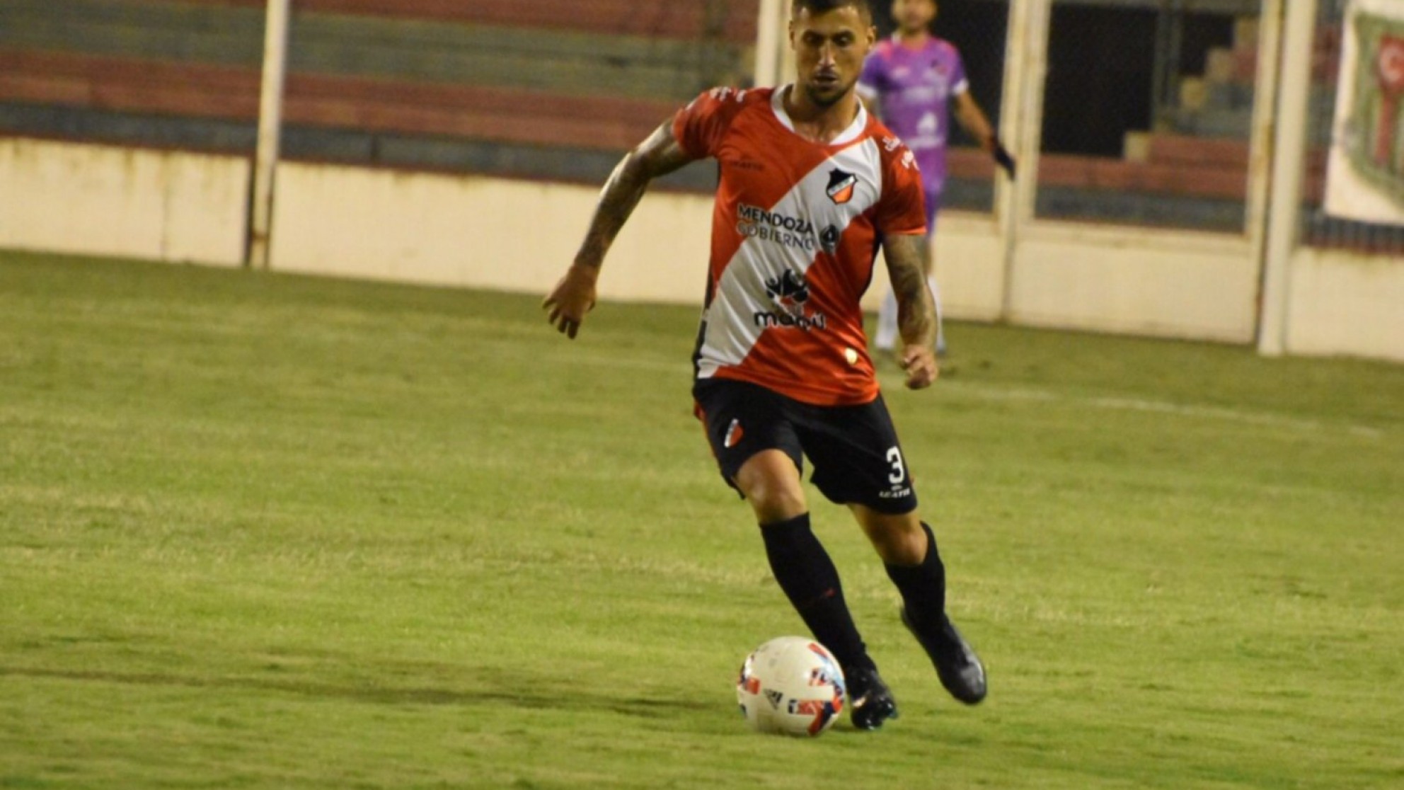 Deportivo Maipú tuvo un frustrante regreso a casa y perdió con Estudiantes BA